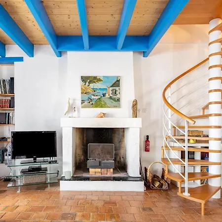 200m De La - Maison Pour 8 Personnes